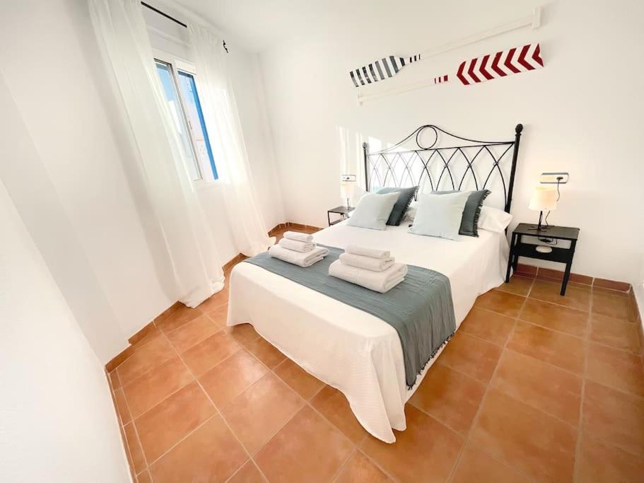 Ks Costa Mayka - San Jose - Kaleria Suites Екстер'єр фото